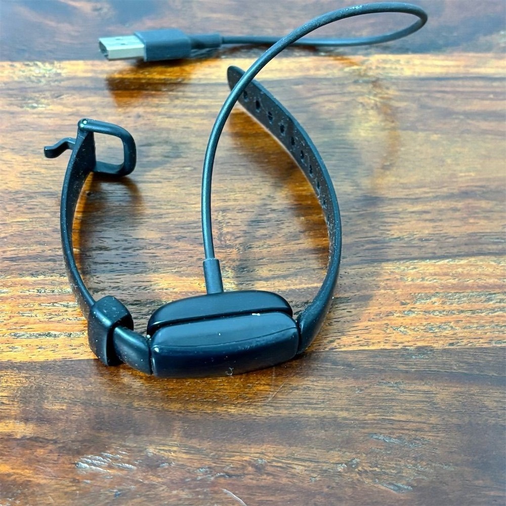 Fitbit Inspire 2 Fitness Tracker 24/7 Heart‎ Rate Monitor iOS/Android